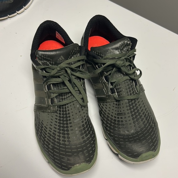 3 shoes in bundle - Picture 2 of 13